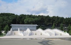 一面墙，一道景：九龙照壁浮雕景墙的诗画之美