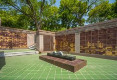 铜韵镌永：墓园美学的金属诗篇